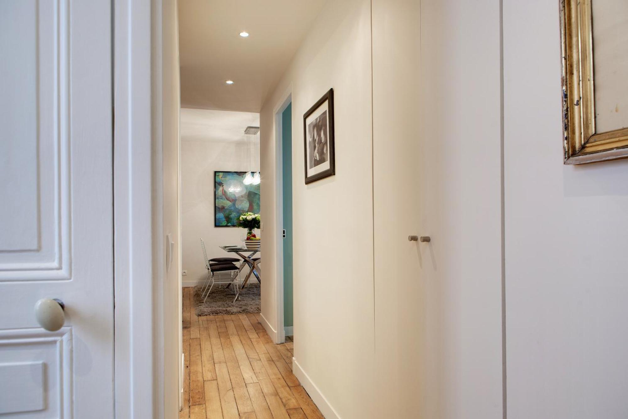 Apartment Sevigne Paris